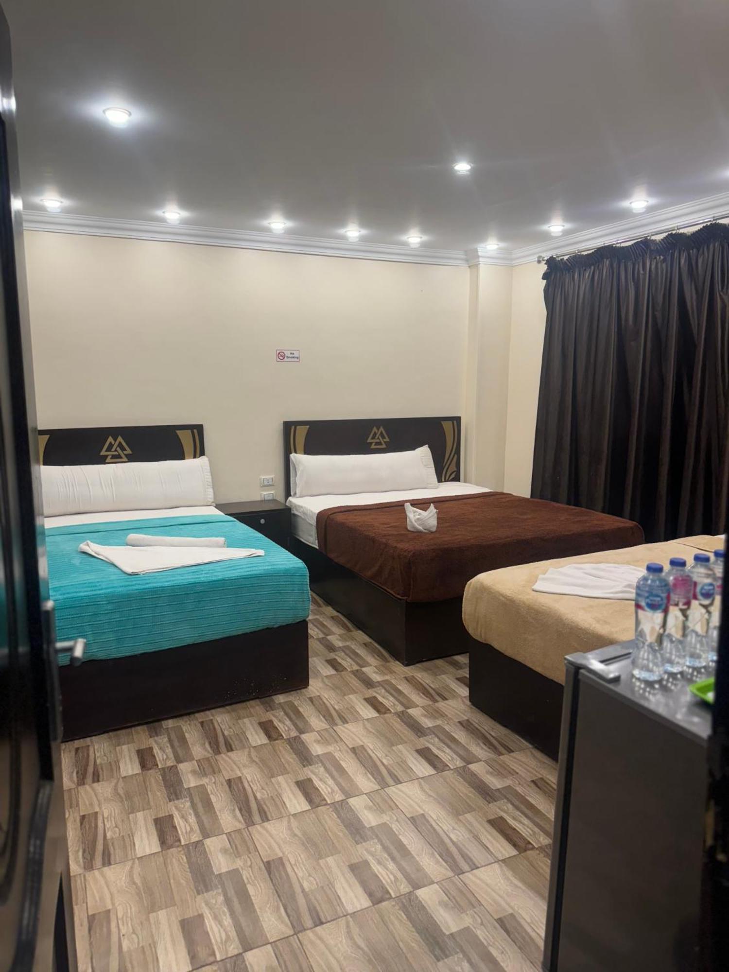Pyramids And Sphinx Hotel Kafrat al Jabal Luaran gambar