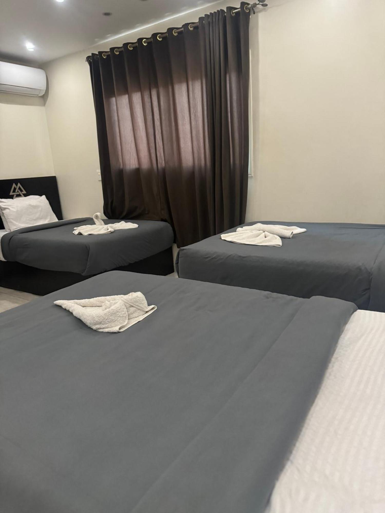 Pyramids And Sphinx Hotel Kafrat al Jabal Luaran gambar